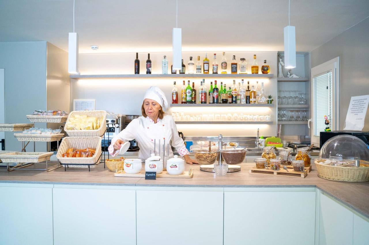 Hotel Puppi Cattolica Eksteriør bilde