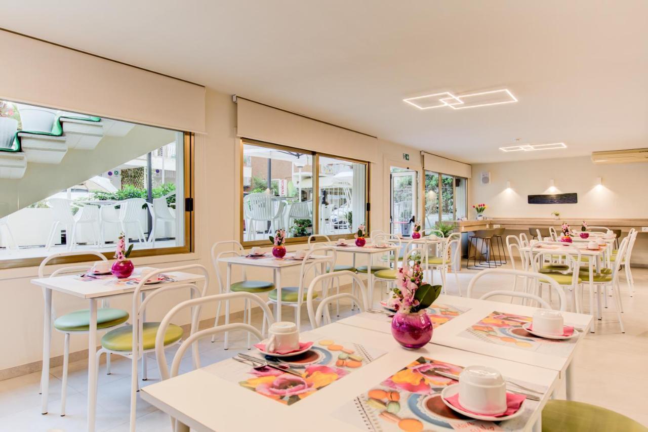 Hotel Puppi Cattolica Eksteriør bilde