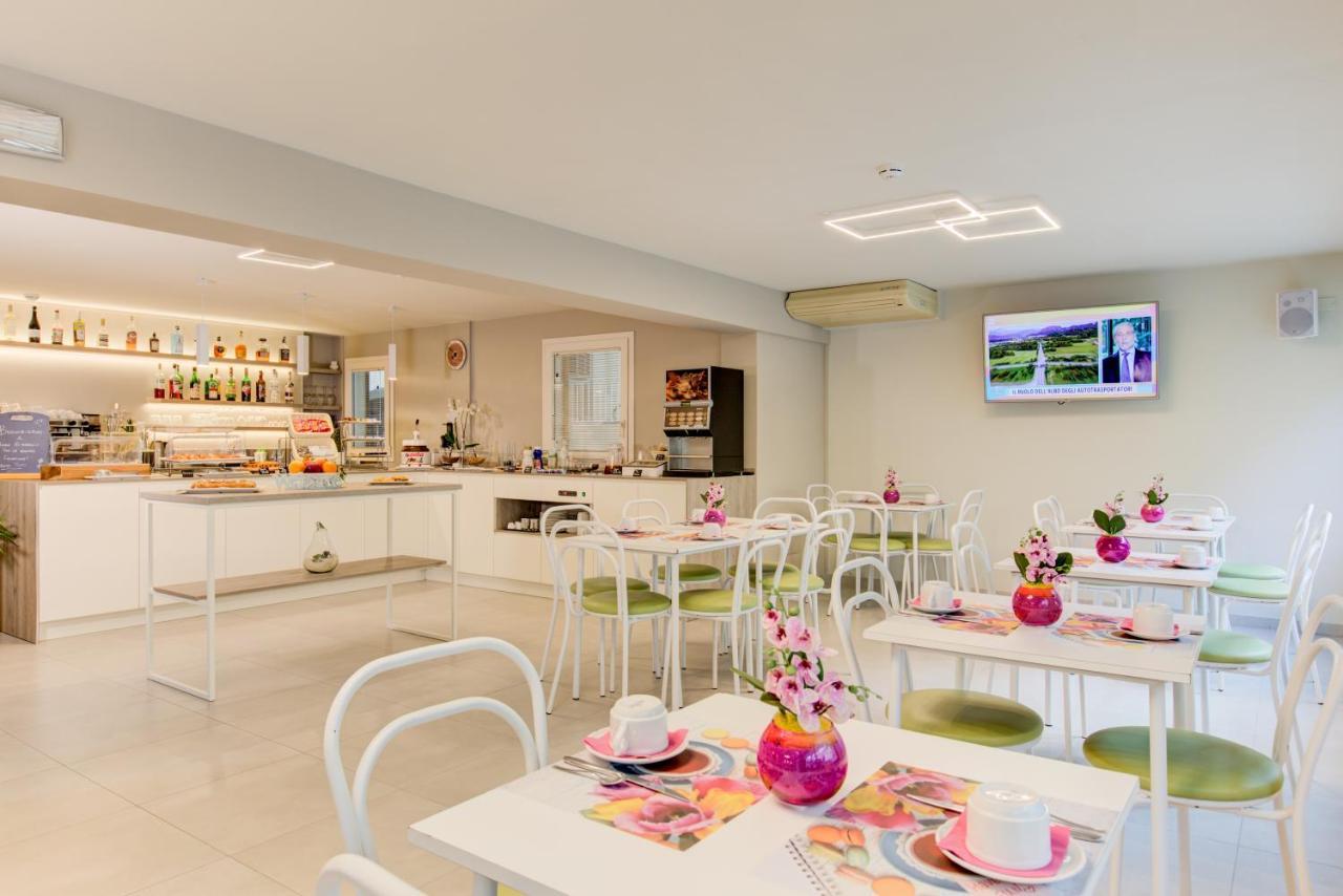 Hotel Puppi Cattolica Eksteriør bilde